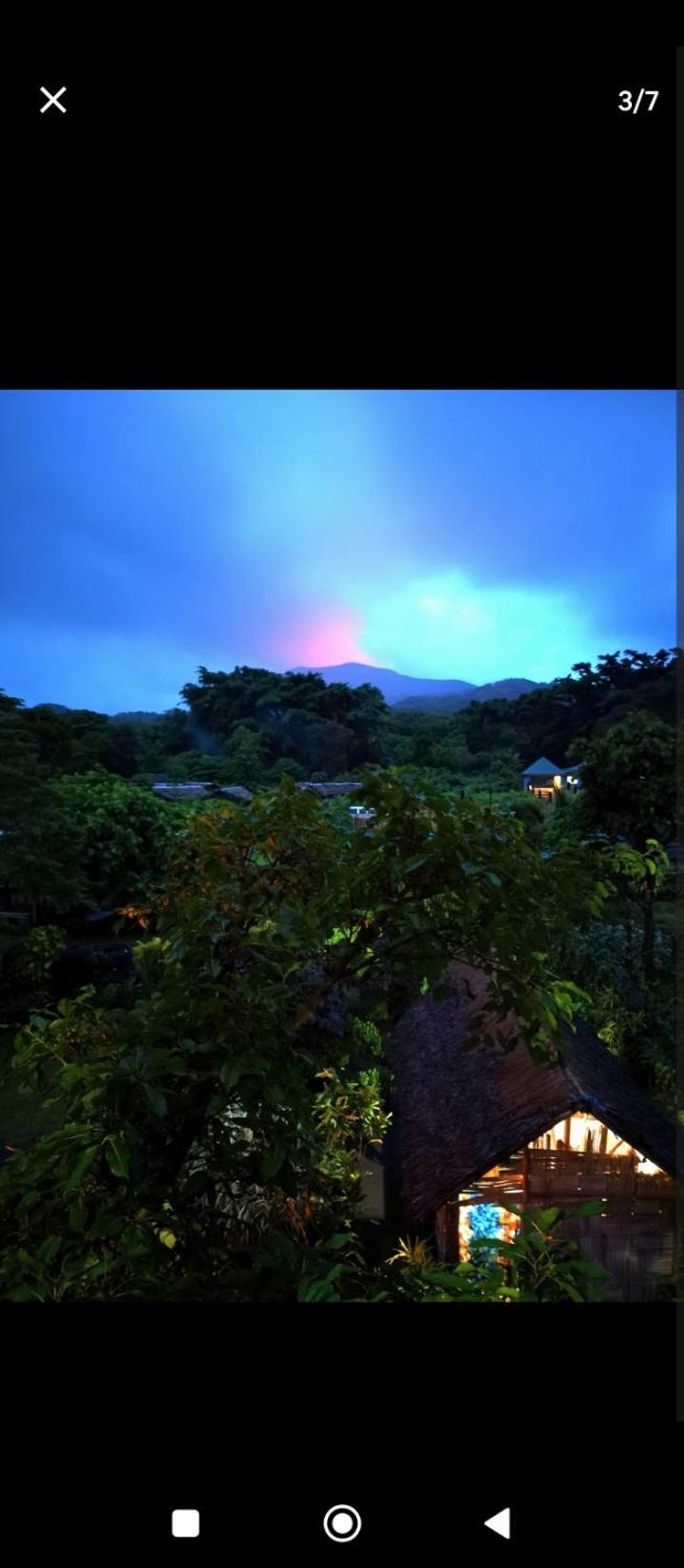 Tanna Volcano View Tree House Lenkuru Extérieur photo